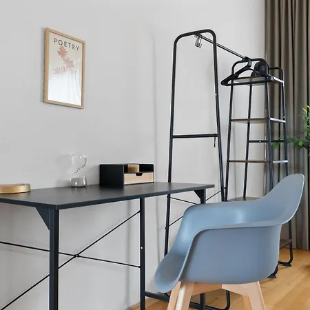 Naehe Koeln Dom-messe, Flughafen, 4 Zimmer, 2 Baeder, Kostenloser Parkplatz * Bergisch Gladbach