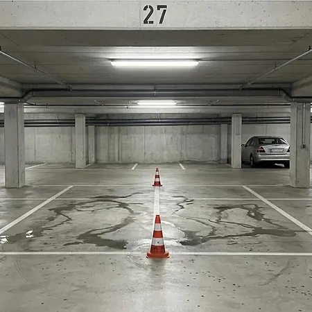 Apartmán Naehe Koeln Dom-messe, Flughafen, 4 Zimmer, 2 Baeder, Kostenloser Parkplatz *