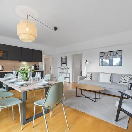 *top* Grosse, Moderne & Zentrale 3 Schlafzimmer - Naehe Zu Koeln: Dom, Messe, Flughafen, Lanxess-arena * Bergisch Gladbach